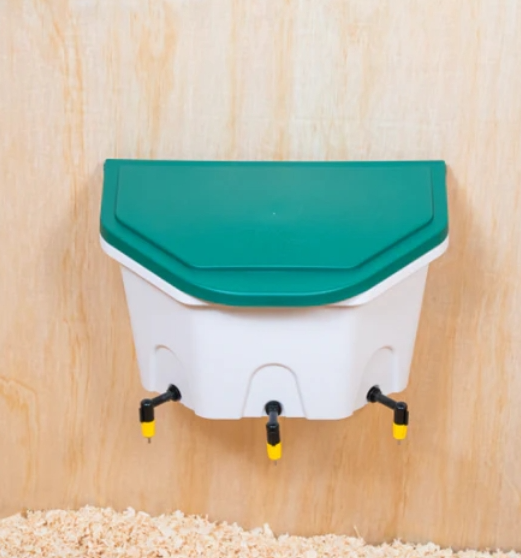 AviAqua 8L drinker + 3 drinking nipples - The Chook Barn