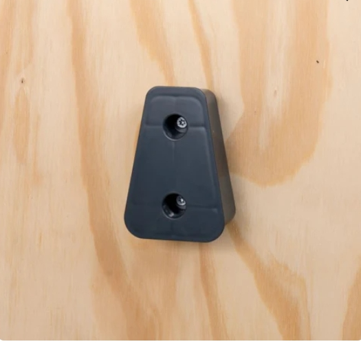 V Drinker / Feeder 2.5kg Wall Mounted - The Chook Barn